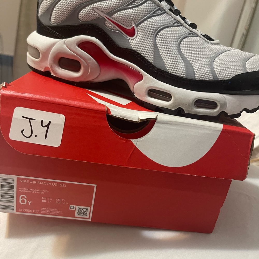 Nike Air Max Plus Kids Sneakers - Gray, Black, and Red no box